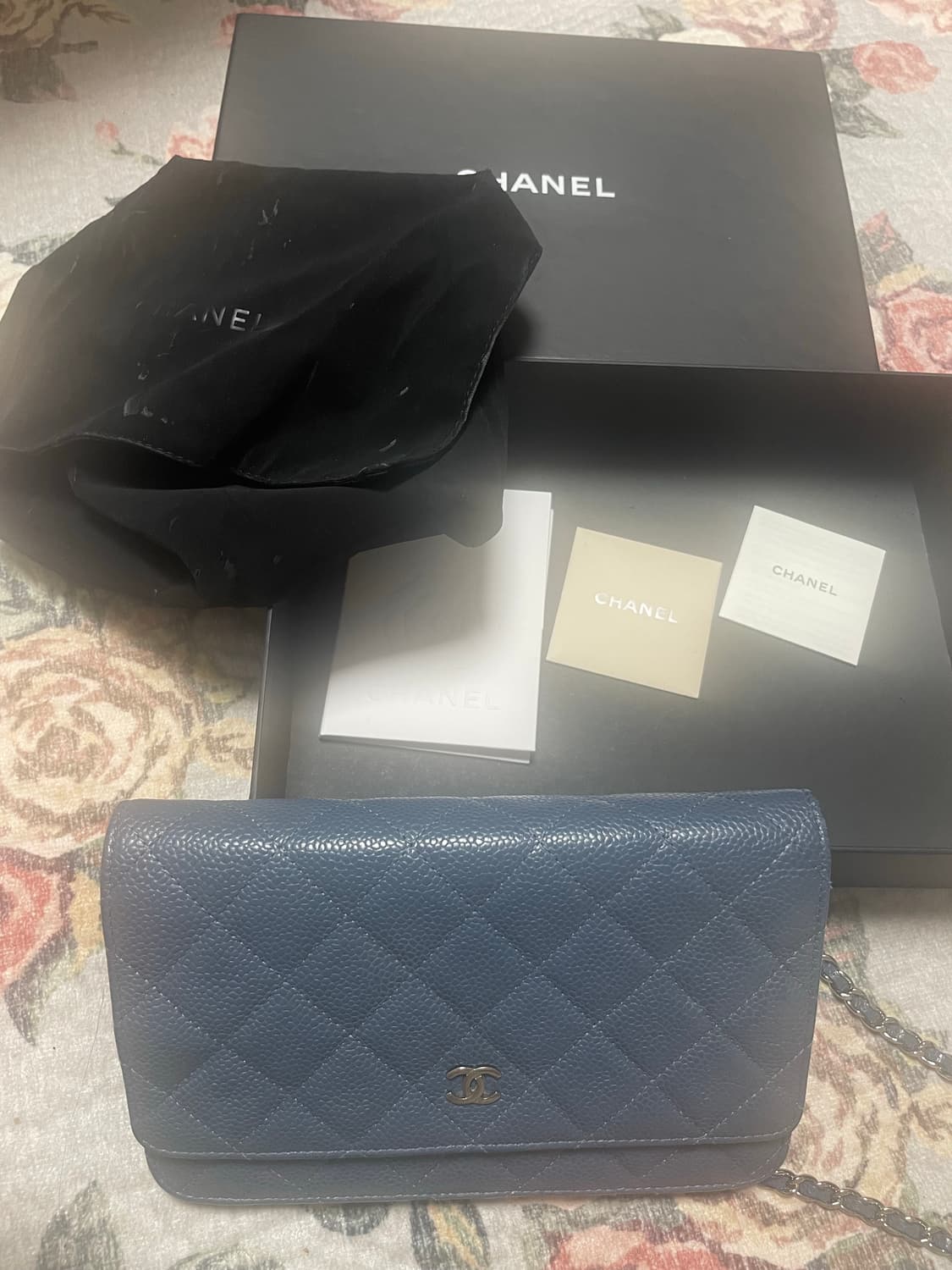 샤넬woc캐비어 상품이미지1