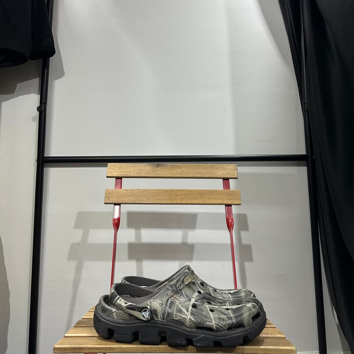 M10) 280 크록스 샌들 남성 남자 터레인 클로그 카모 리얼트리 상품이미지1