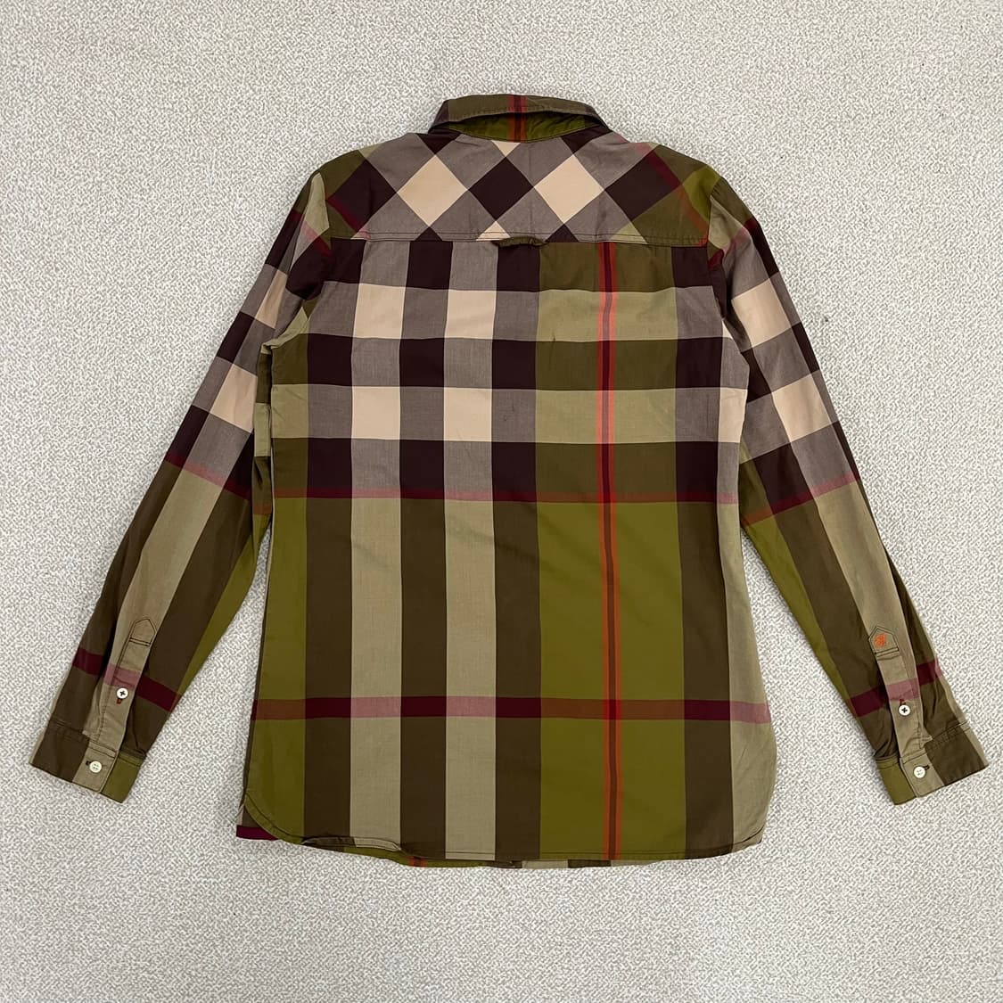 [85] 헤지스 여성 코튼 체크 긴팔 셔츠 남방 0119M1 상품이미지4