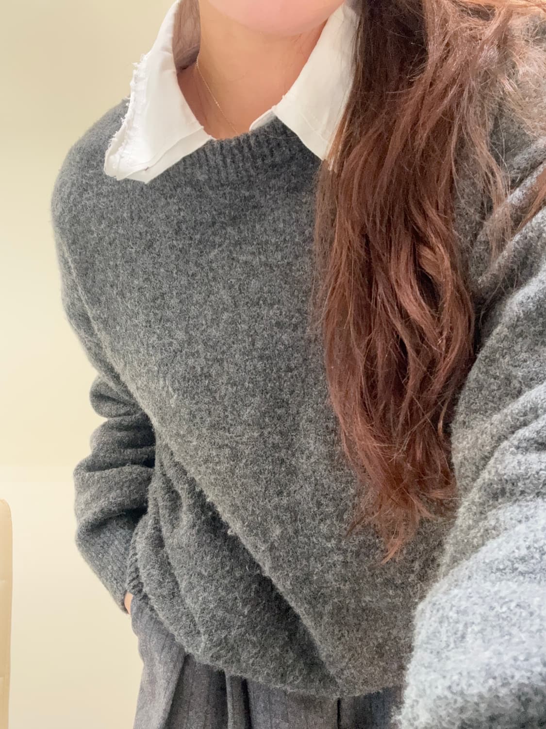 차콜 니트 새제품 (새제품/쇼핑몰 정리/땡처리) 상품이미지4