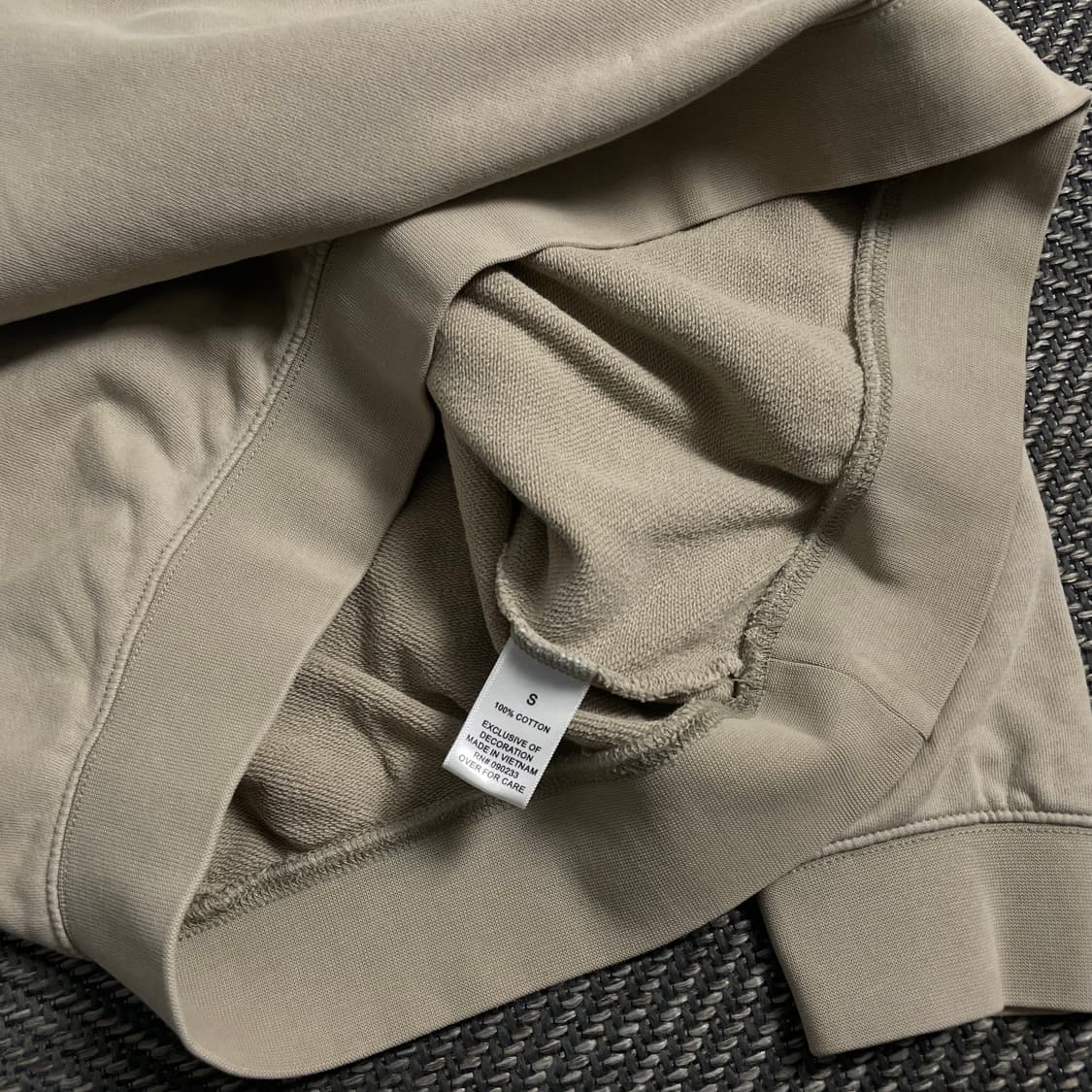 피어오브갓 에센셜 빅로고 박시핏 크림 롱 슬리브y 3817 상품이미지8