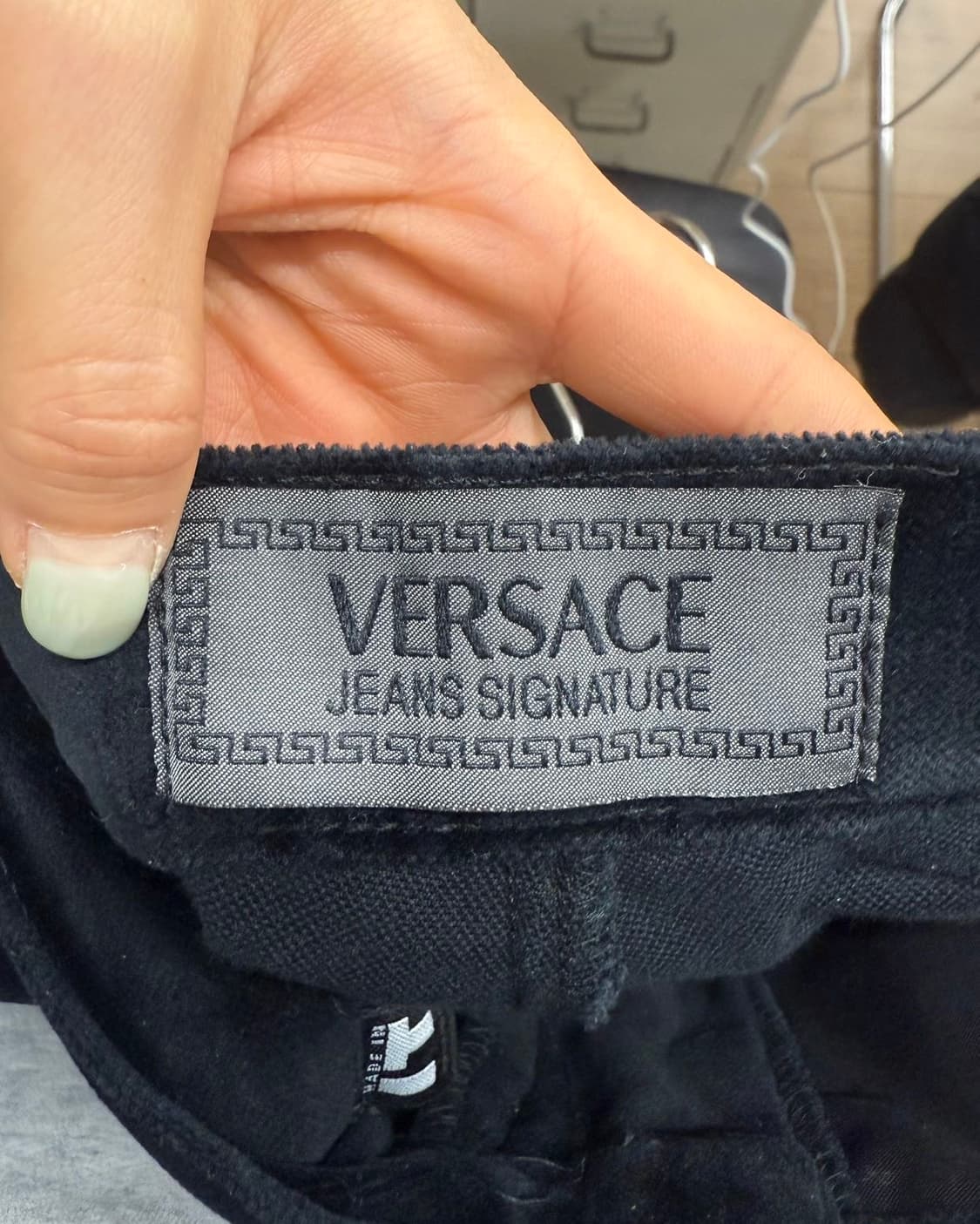 베르사체 진스 시그니처 벨벳 팬츠  상품이미지8