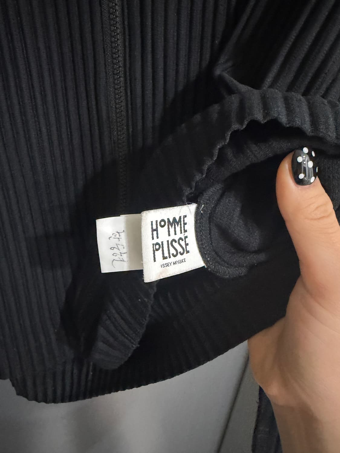 이세이미야케 옴므플리세 후드집업 3 상품이미지4