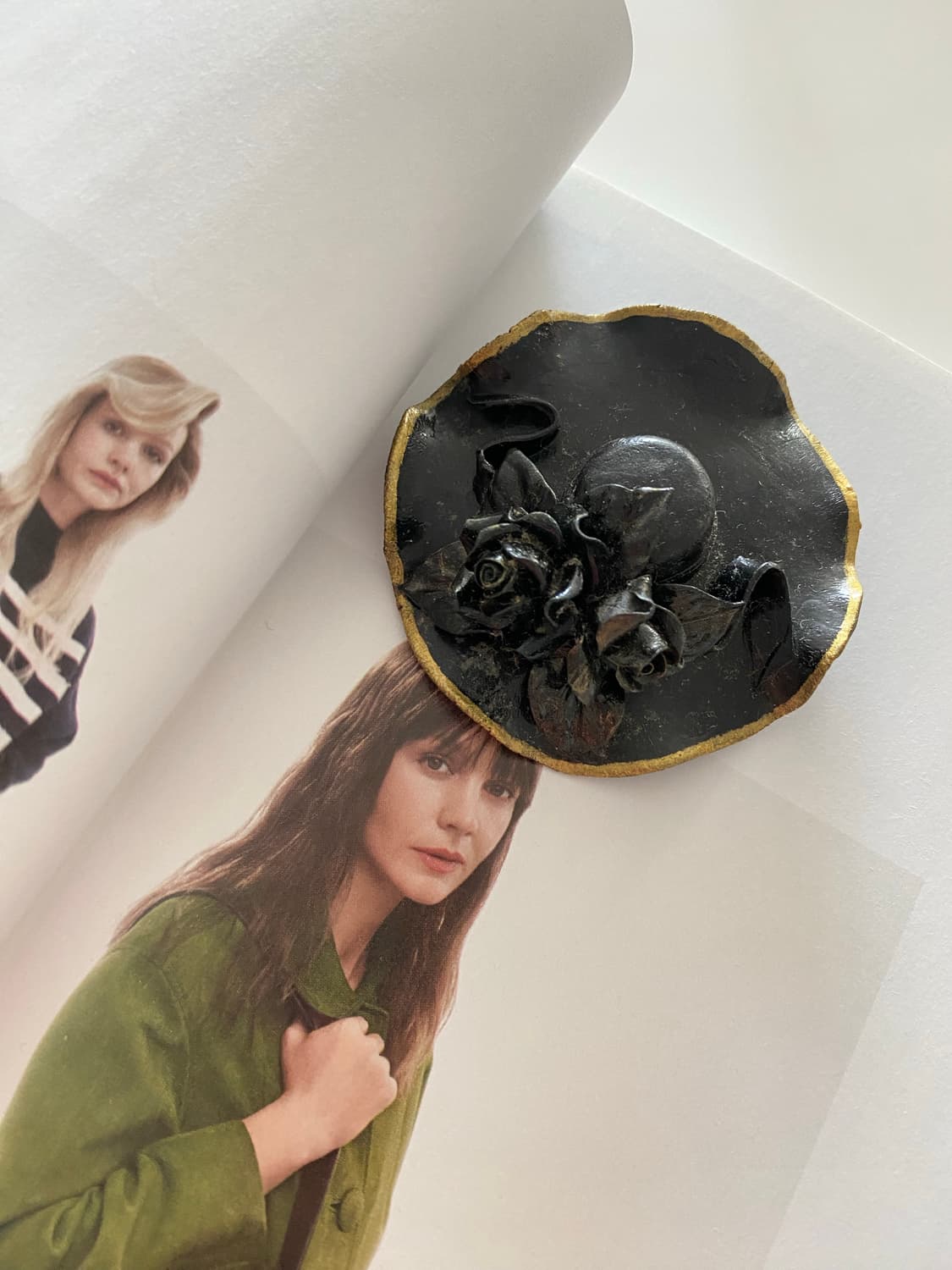 일본 수입 빈티지 플라워 모자모양 브로치 상품이미지6