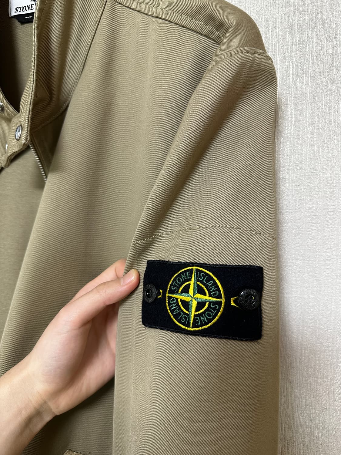 스톤아일랜드 23시즌 자켓 상품이미지4