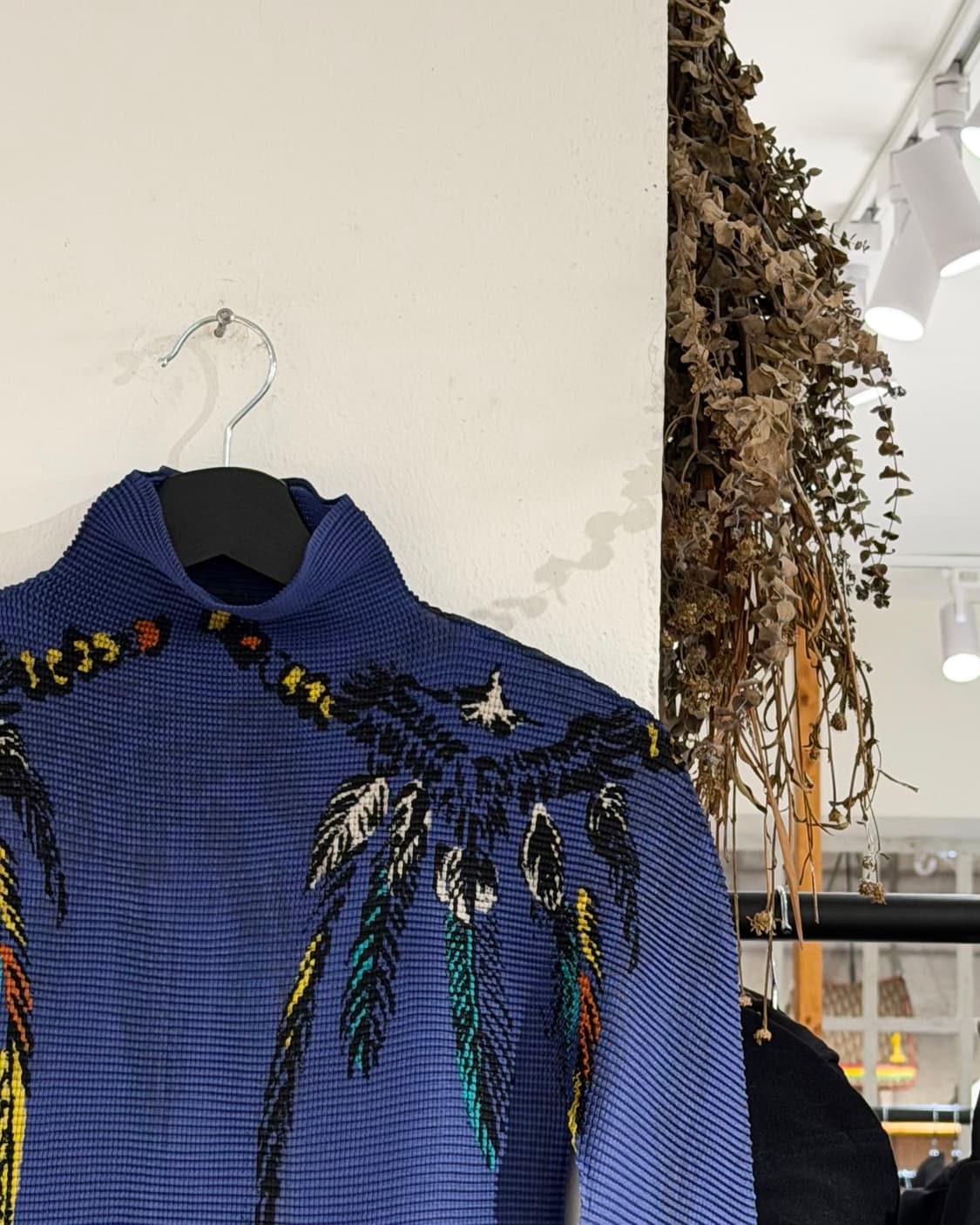 이세이 미야케 미 블루 터틀넥 롱 슬리브 상품이미지3