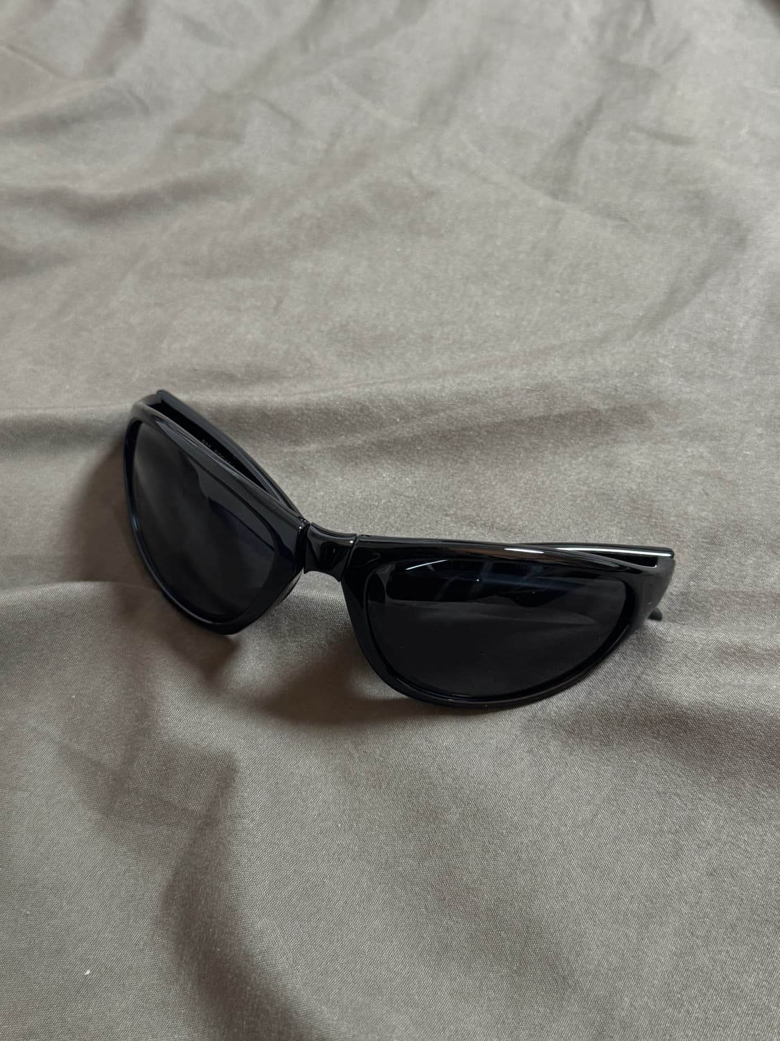 몽벨 트래킹 선글라스 블랙/그레이 상품이미지1