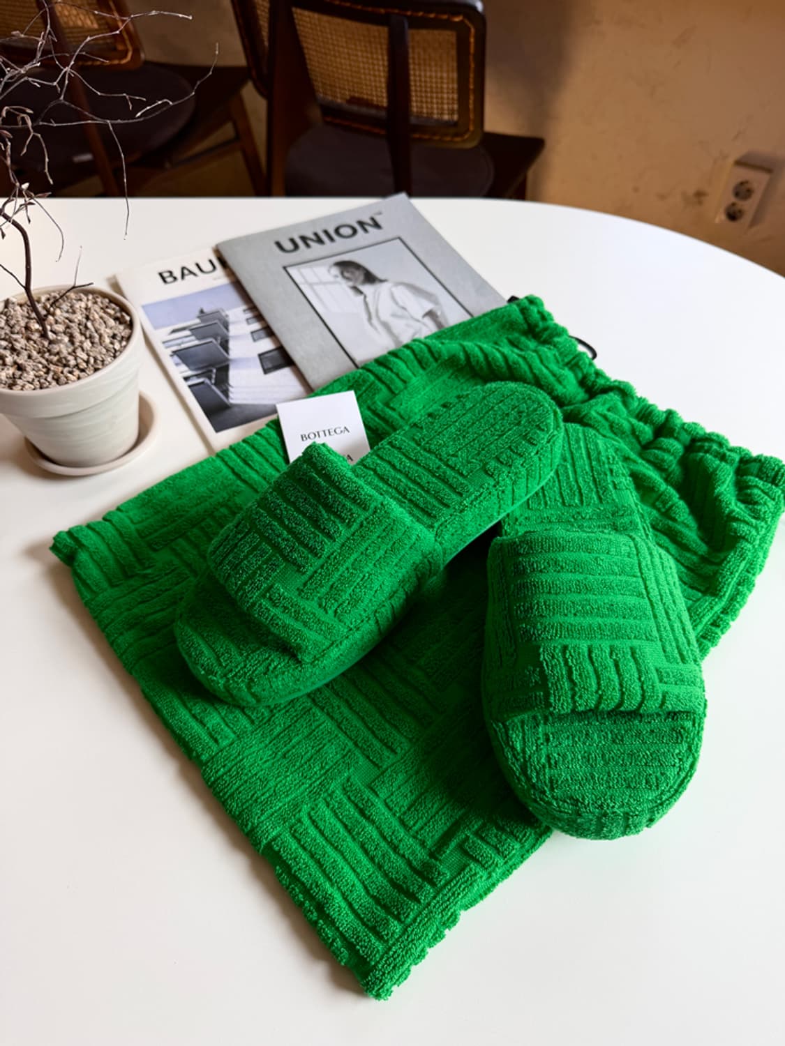 [EU40,EU41,EU44] 보테가 베네타 리조트 스폰지 그래스 상품이미지6