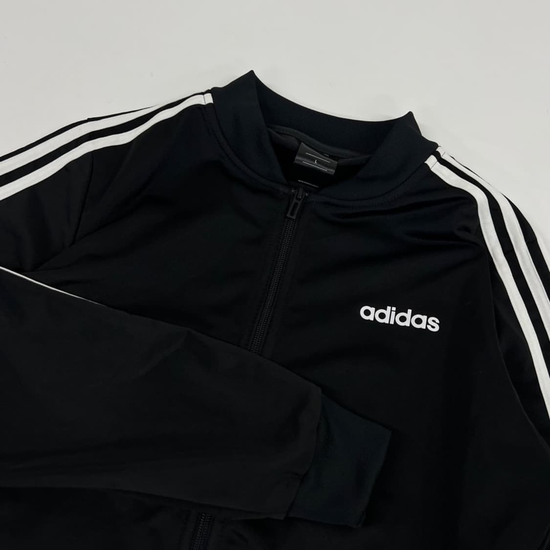 아디다스 트랙탑 상품이미지2