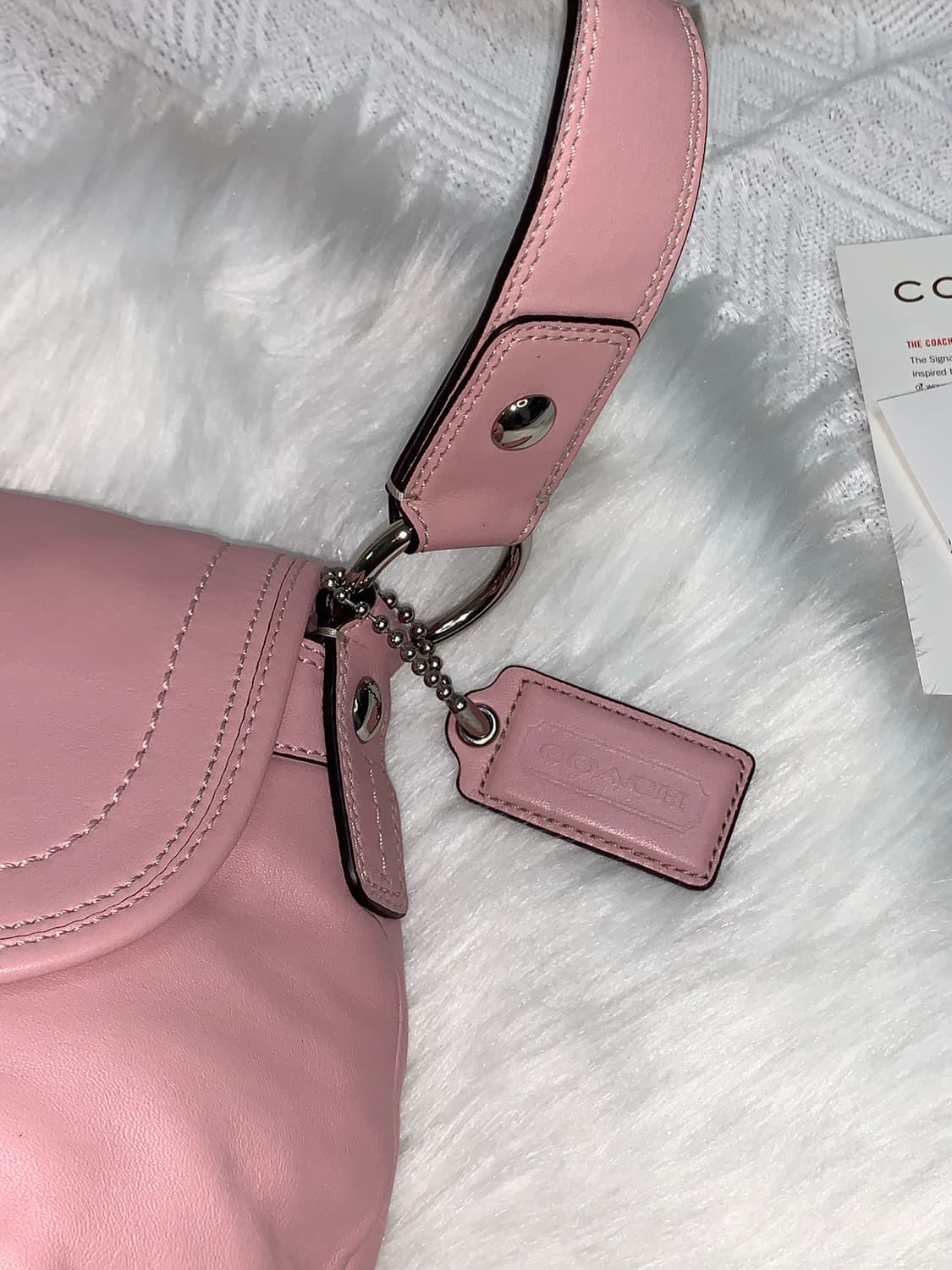 [S급] 희귀 🎀💗 Coach 딸기우유 핑크 갸루 소호백 상품이미지6