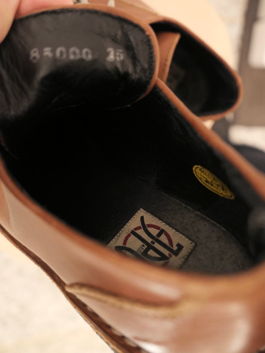 장 폴 고티에 스퀘어 토 더비 상품이미지5