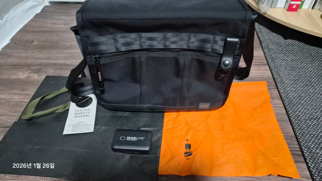 요시다 포터 히트 숄더백 상품이미지1