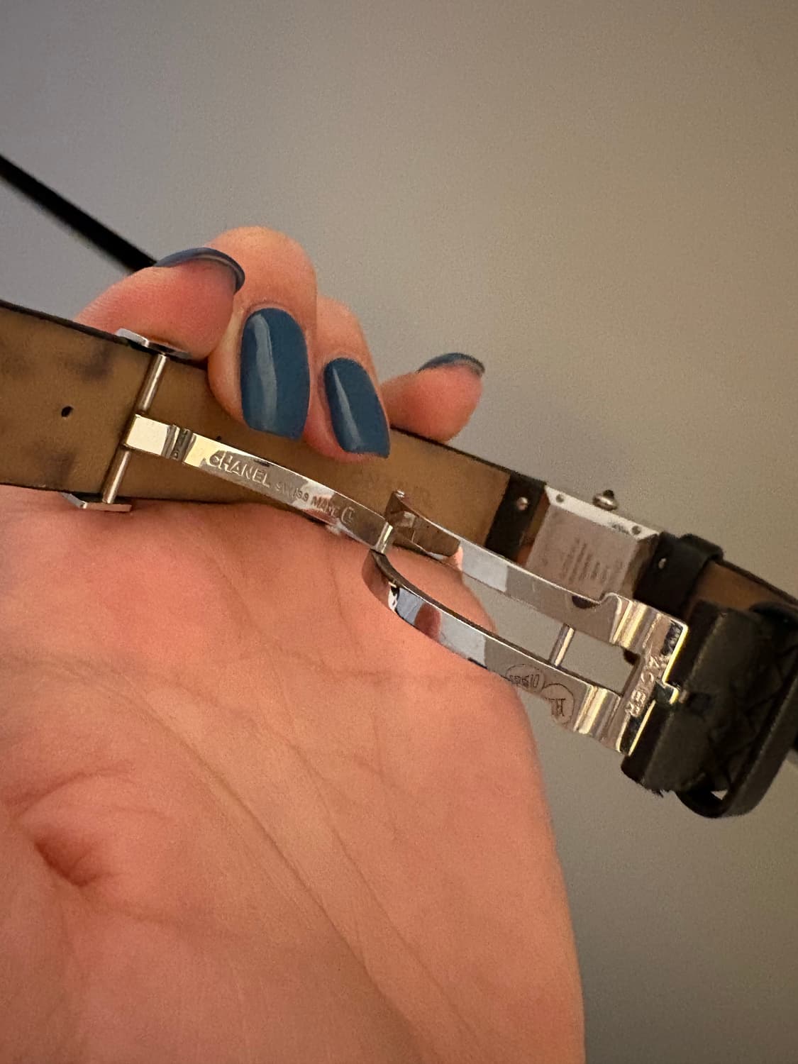 CHANEL 마트라세 19mm 쿼츠 스틸 블랙 레더 여성시계 상품이미지3