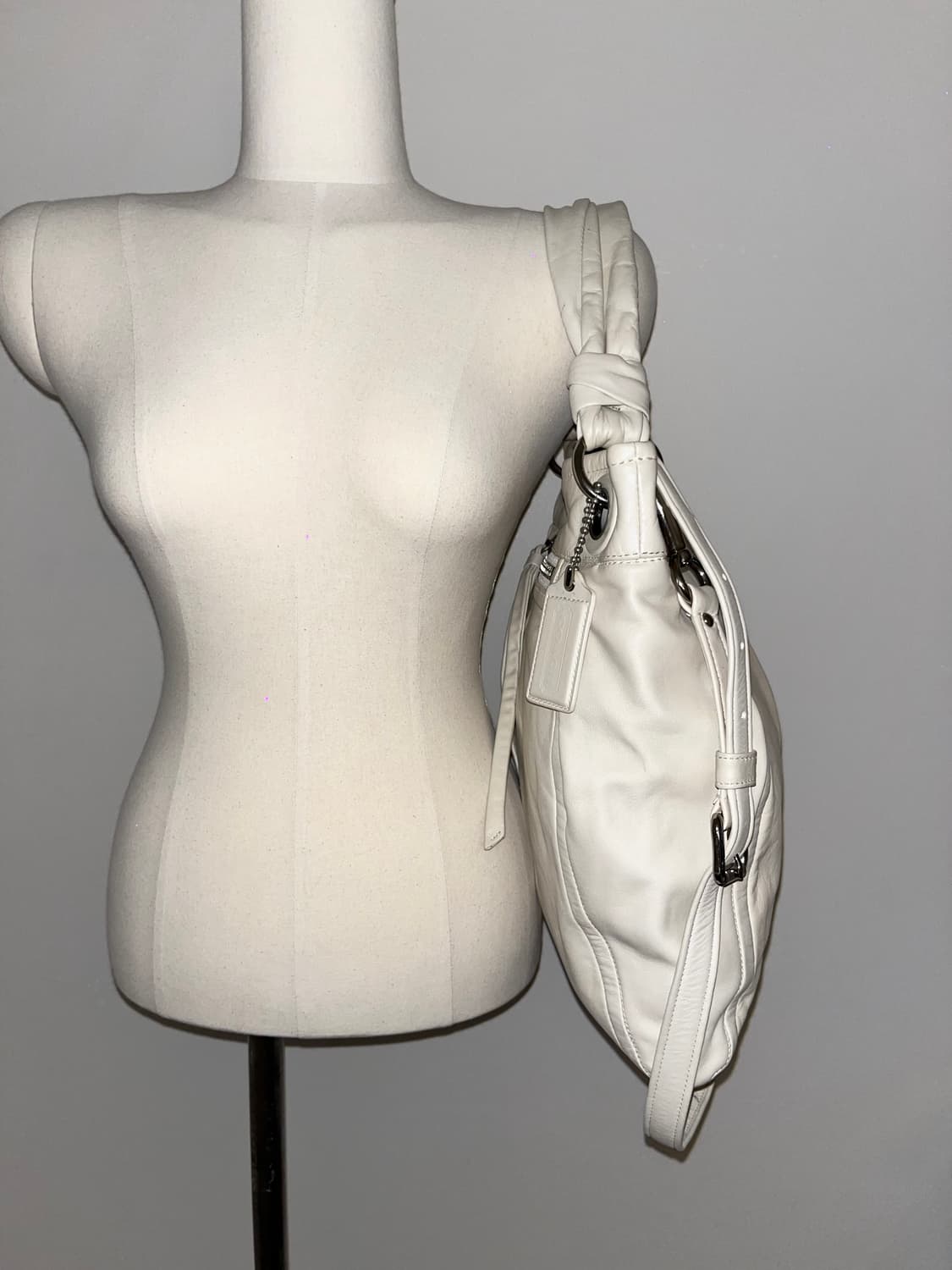 🎉SALE🎉 COACH AllWhite shoulder bag 상품이미지5