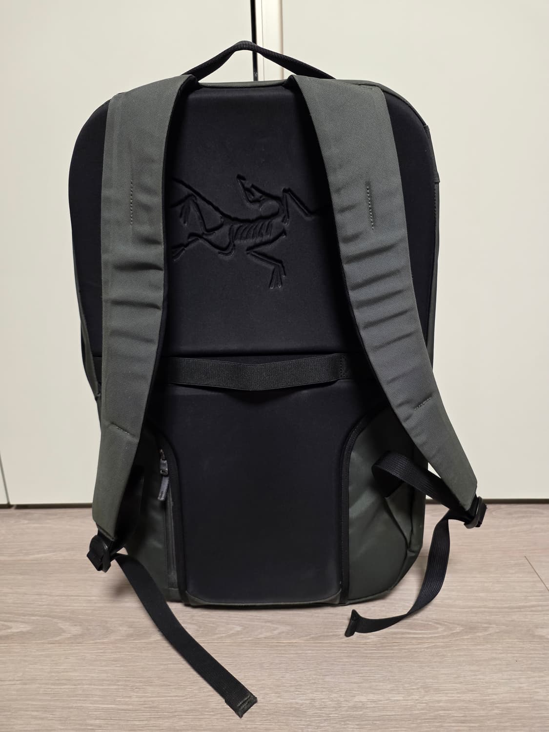 아크테릭스 블레이드 28 Grey 백팩 (Blade 28 Backpack 상품이미지4