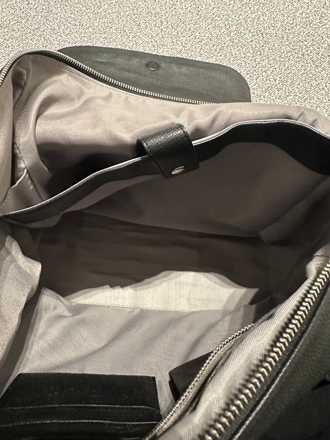 마뗑킴 소가죽 뉴 빅백 블랙 상품이미지3