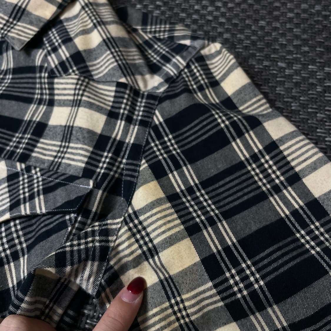 폴로 랄프로렌 블랙 베이지 체크 투포켓 긴팔 셔츠 6 상품이미지5