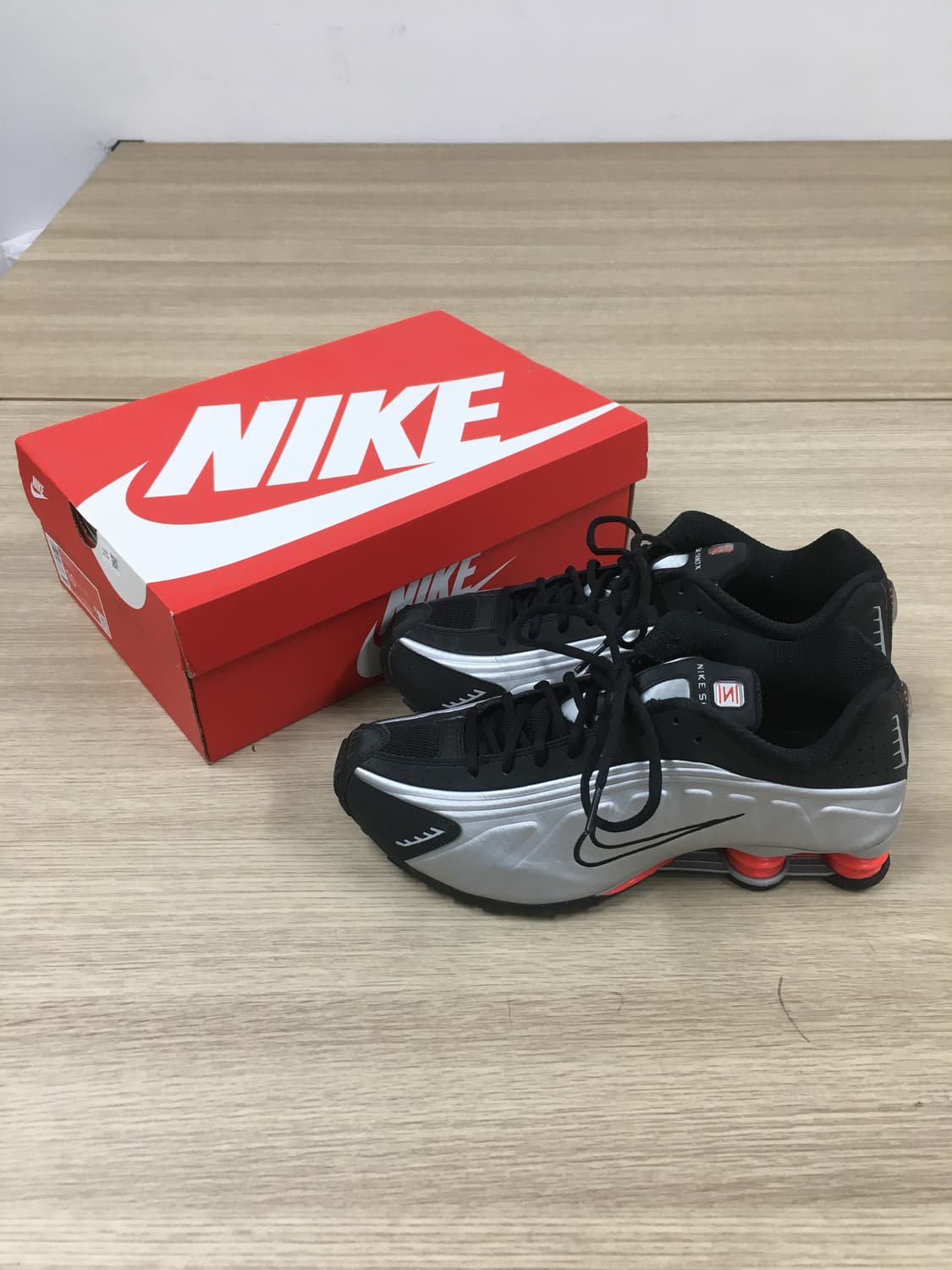 Nike shox r4 샥스 상품이미지1