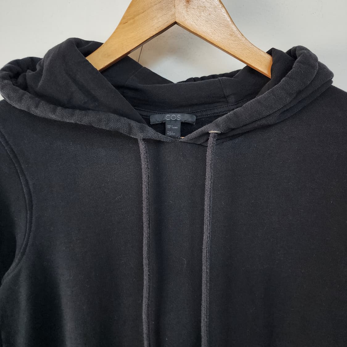 코스 블랙 후드 롱 원피스 상품이미지2