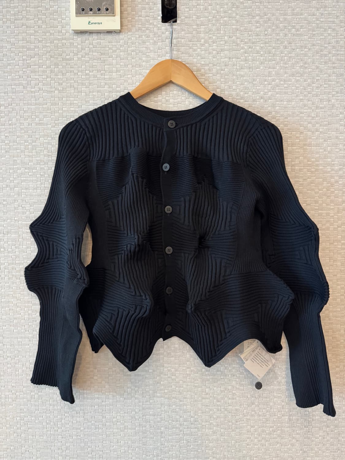 이세이미야케 링키지 가디건 블랙 상품이미지2