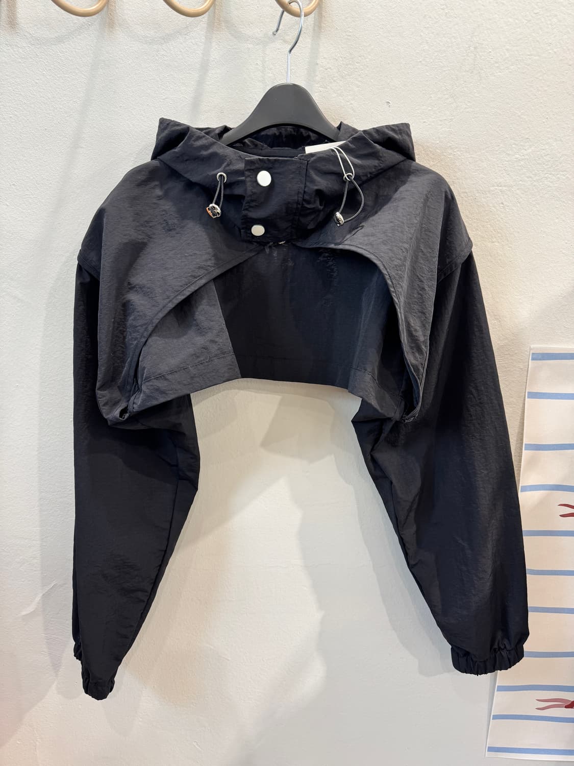 크롭 후드 윈드브레이커 상품이미지2