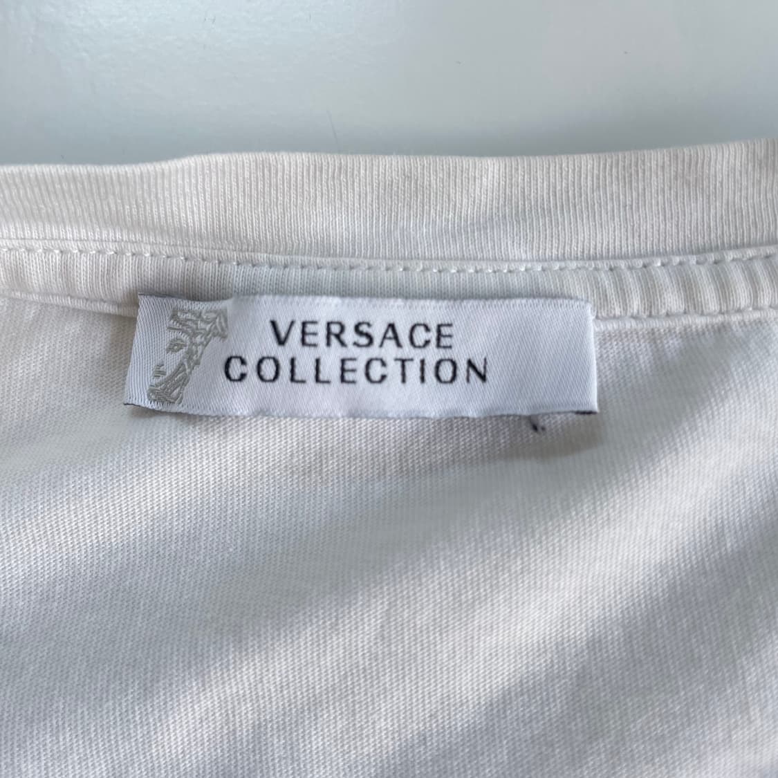 Versace  베르사체 메두사 자수 화이트 반팔 티셔츠 상품이미지4