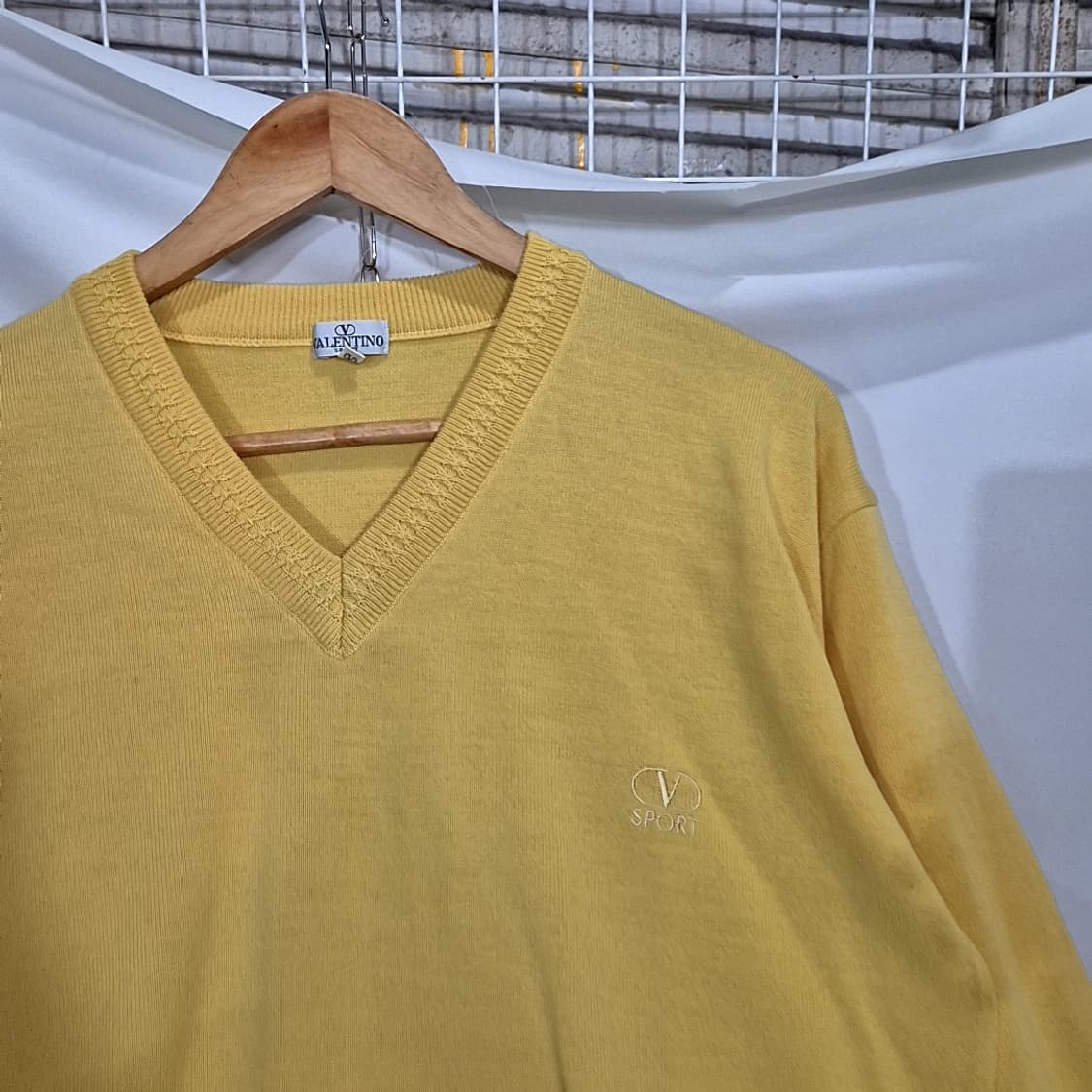 Valentino 발렌티노 시그니처 로고 니트 상품이미지2