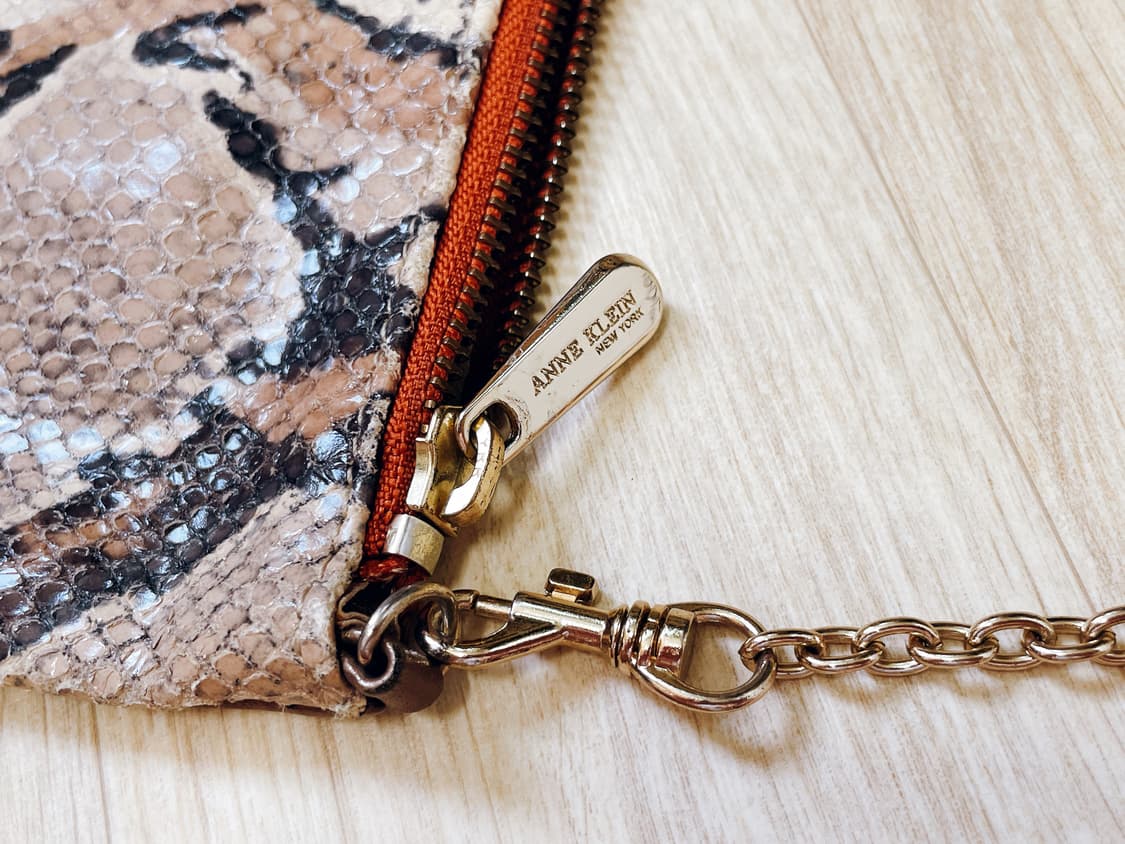 Anne Klein 앤클라인 파이톤 뱀피 클러치 체인 포함 상품이미지6