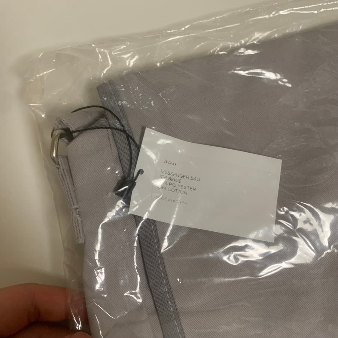 지초이 메신저백 팝니다 상품이미지4