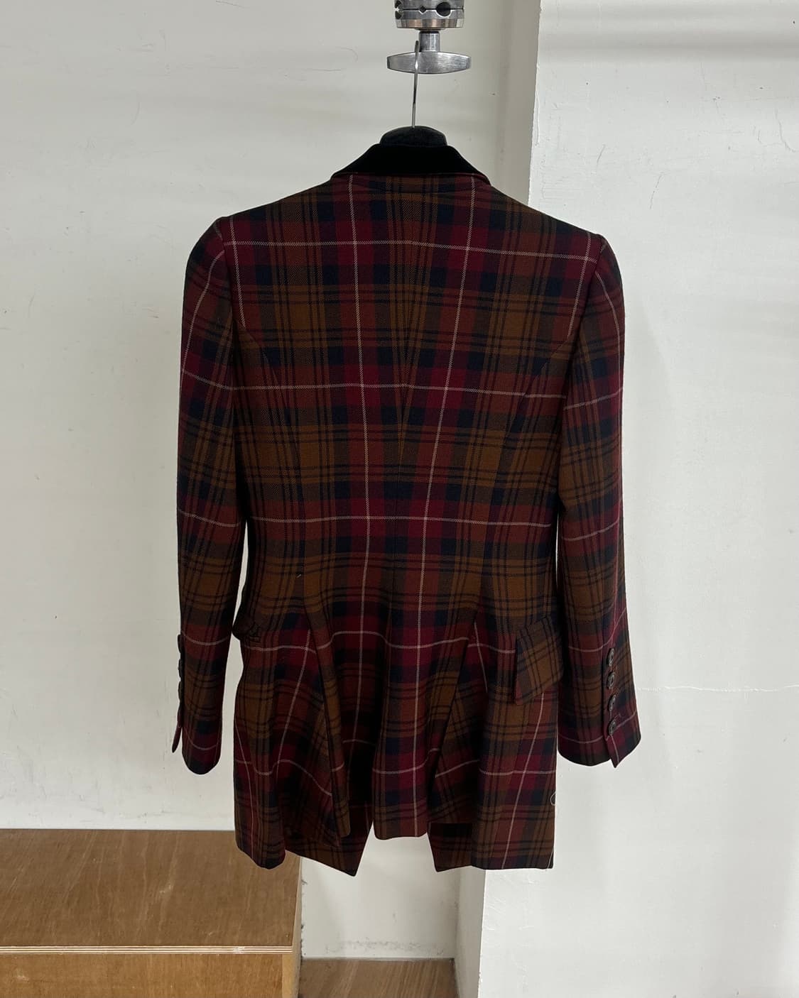 비비안 웨스트우드 버건디 체크 울 블레이저 자켓 상품이미지6