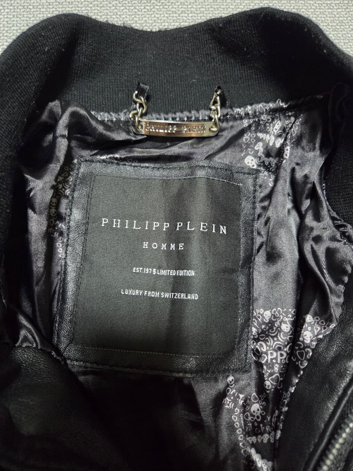 플립플레인 가죽 자켓 팝니다 상품이미지5