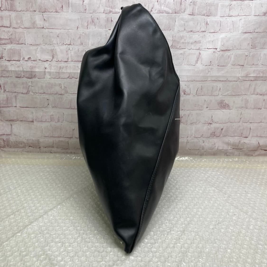 마르지엘라 레더 블랙 토트백 mm6 상품이미지4