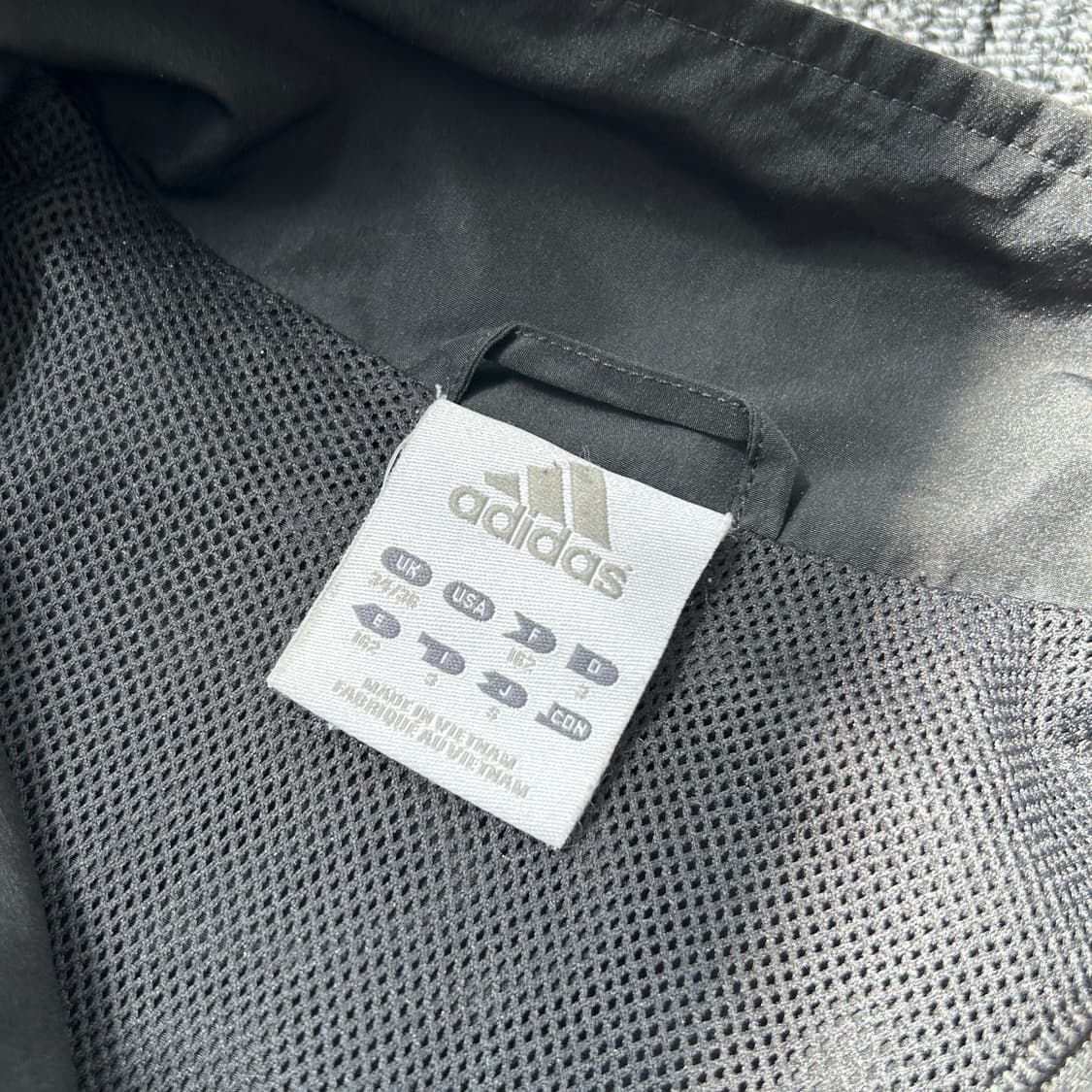 아디다스 그레이 사이드라인 바람막이 상품이미지7