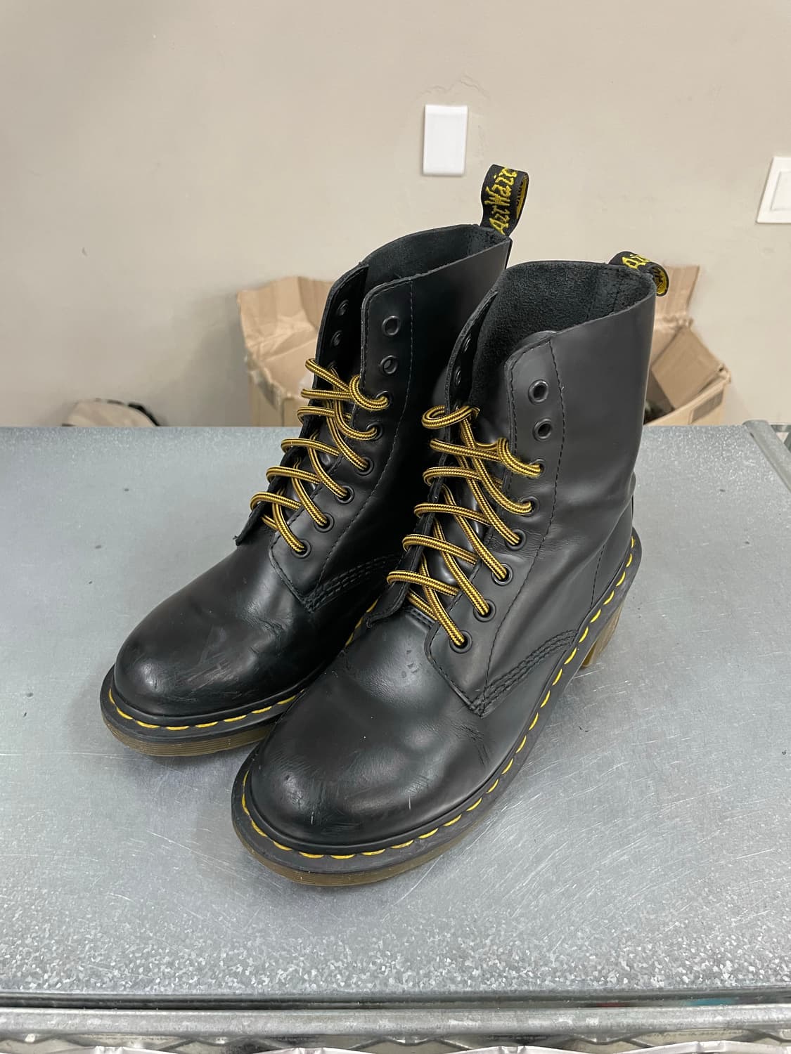 닥터마틴 클레먼시 가죽 힐 레이스업 UK4 (gr-4016) 상품이미지2