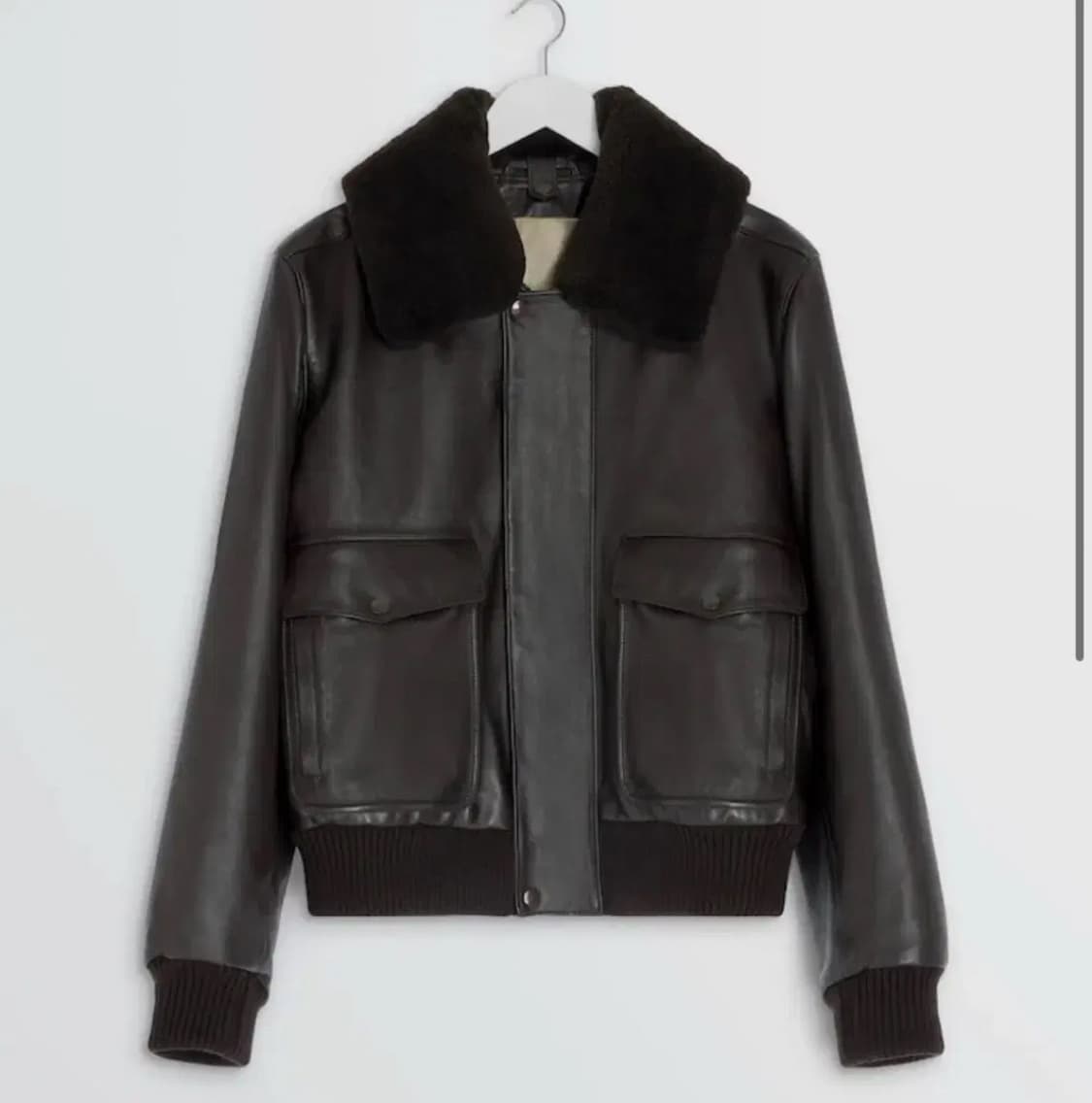 [새상품] 25FW 르메르 레더 블루종 무스탕 자켓 블랙 브라운 상품이미지1