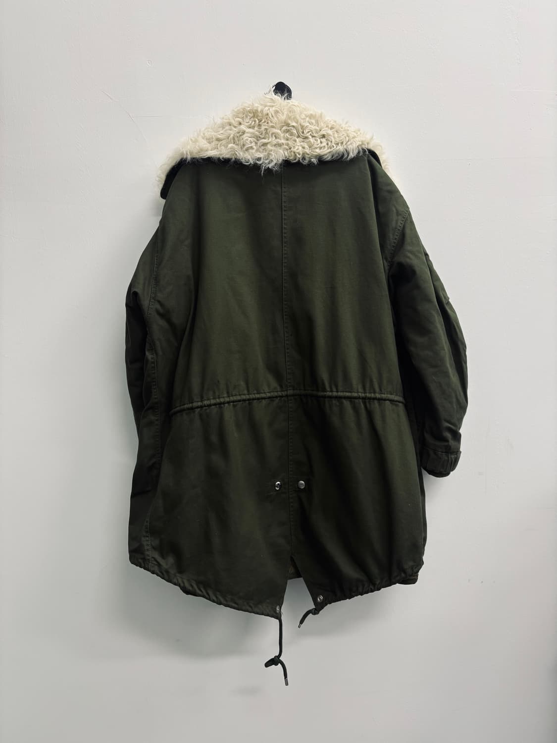 BALENCIAGA 발렌시아가 램 퍼 트리밍 오버사이즈 파카 상품이미지3