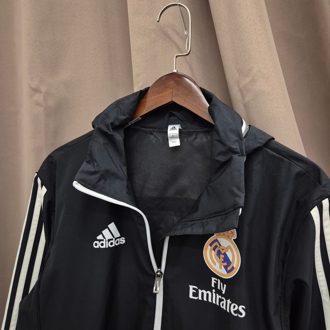 아디다스 레알 마드리드 윈드브레이커 L 상품이미지3