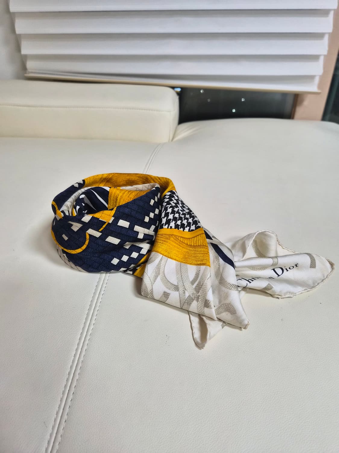 크리스찬디올 정품 실크스카프 90x90 상품이미지1