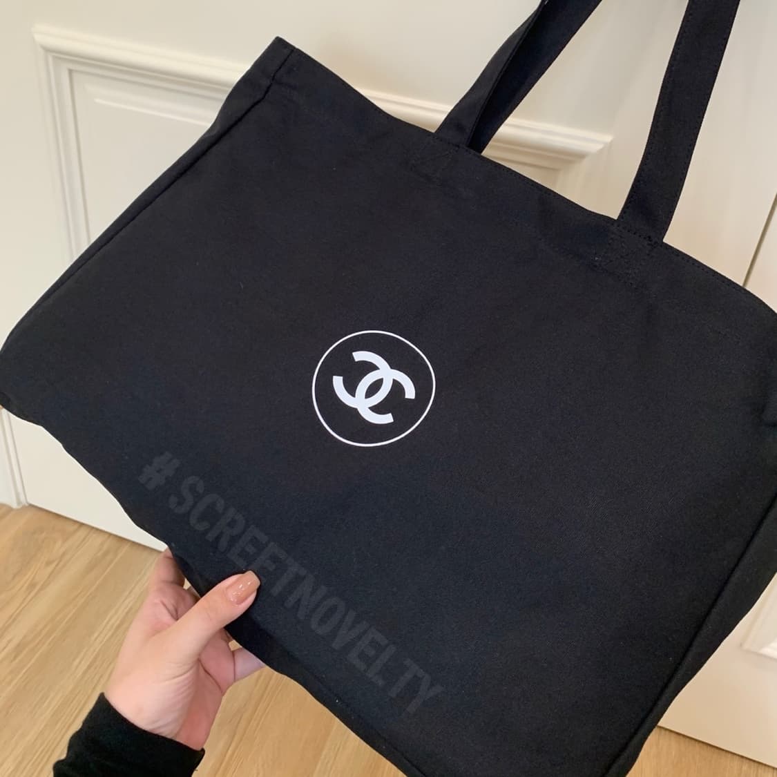 샤넬뷰티 NO.1 까멜리아 에코백 블랙 상품이미지5