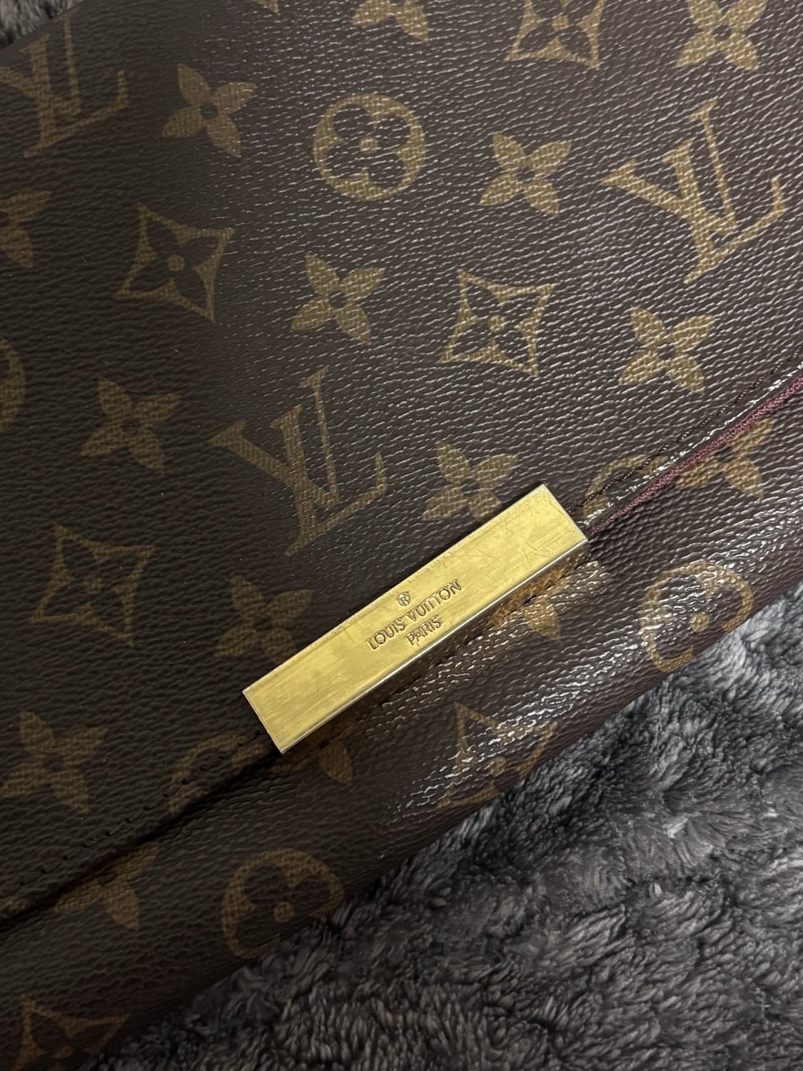 루이비통 체인크로스백 상품이미지3