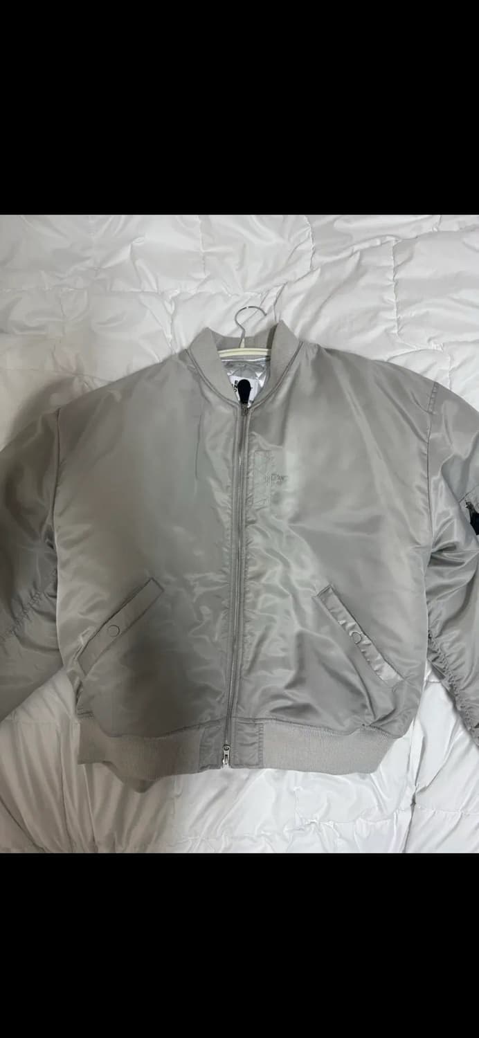 [ANGLAN x END.] Parachute Ruched Bomber  상품이미지1