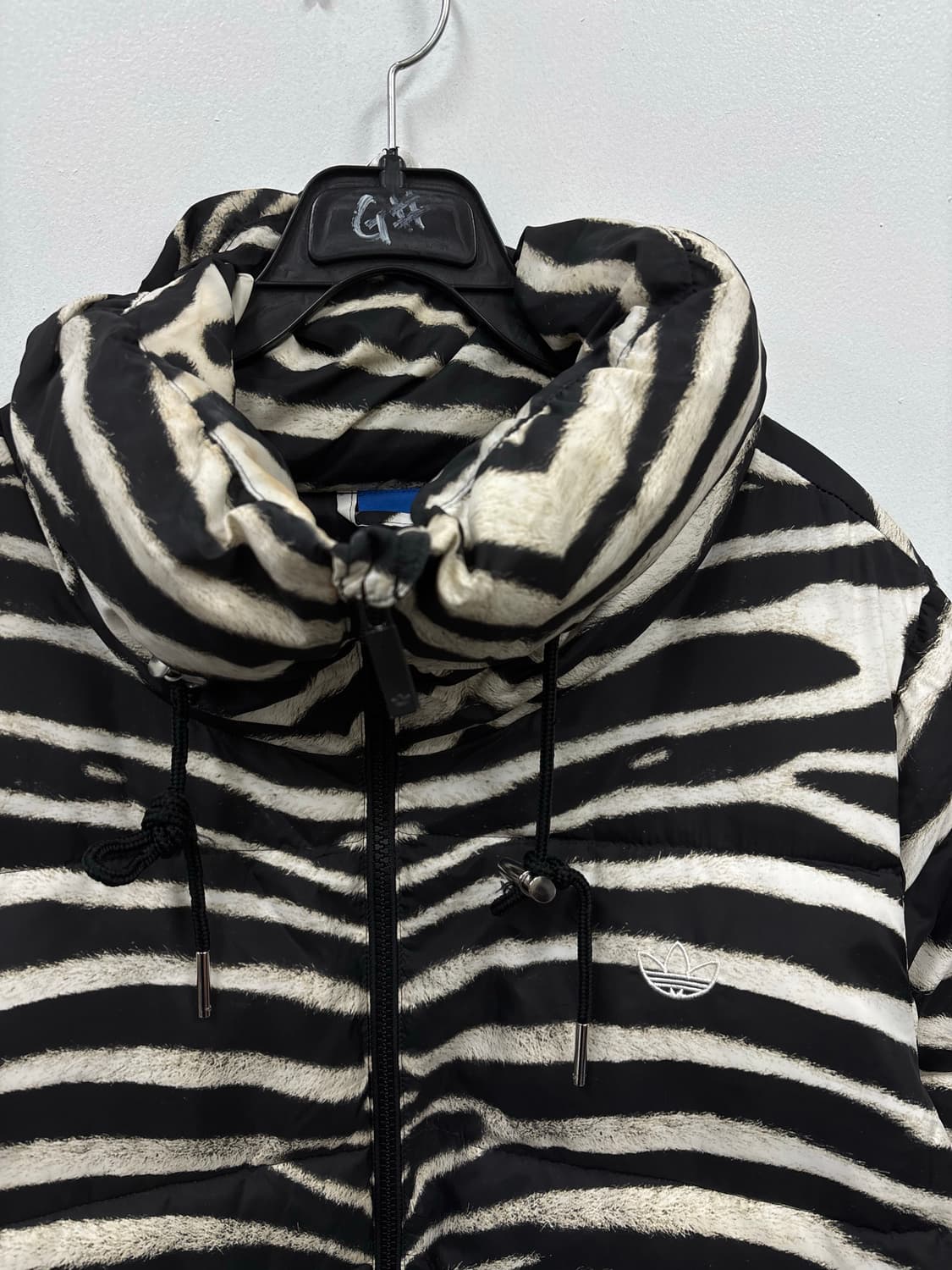 아디다스 패딩점퍼 상품이미지3