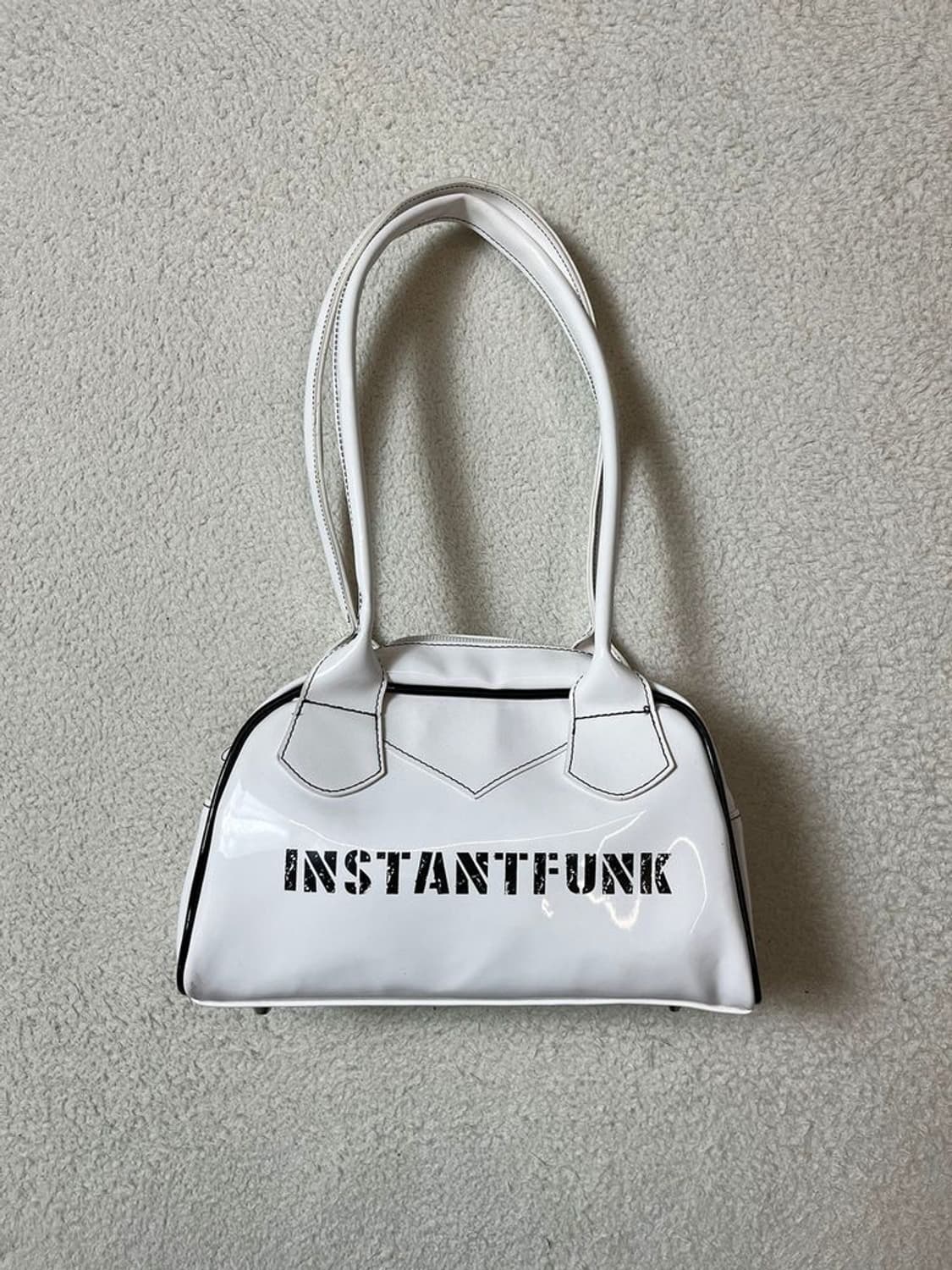 인스턴트펑크 23ALL 에나멜 숄더백 A1768 상품이미지1