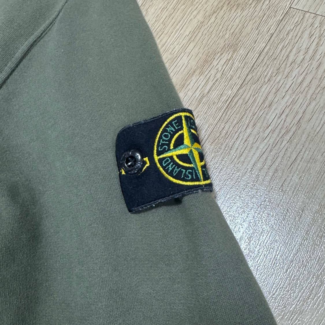 스톤 아일랜드 반집업 아노락 기모 맨투맨 M 상품이미지5