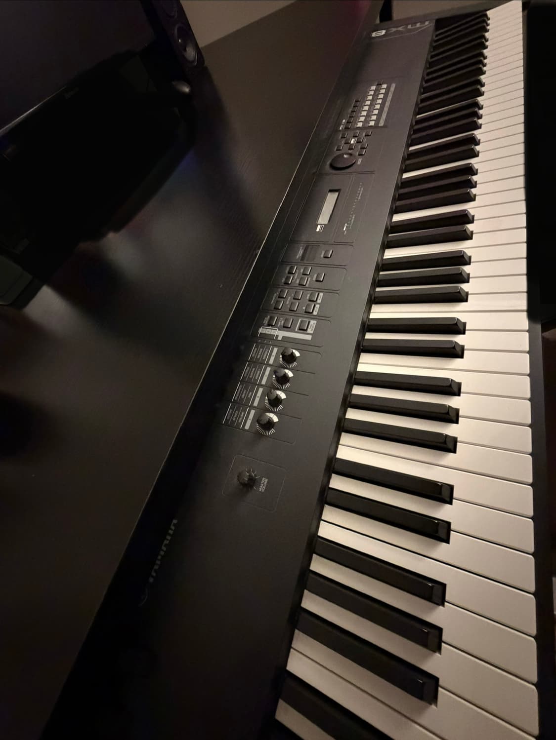 야마하MX88+88전용 미디책상 세트 / 어댑터,페달,사각스탠드,가방 상품이미지1