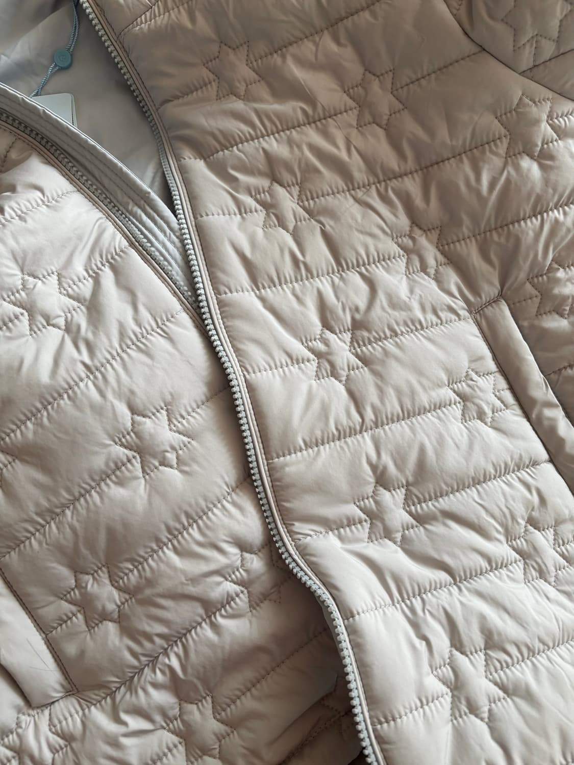 코이세이오 플러피 경량패딩 아이보리 상품이미지3