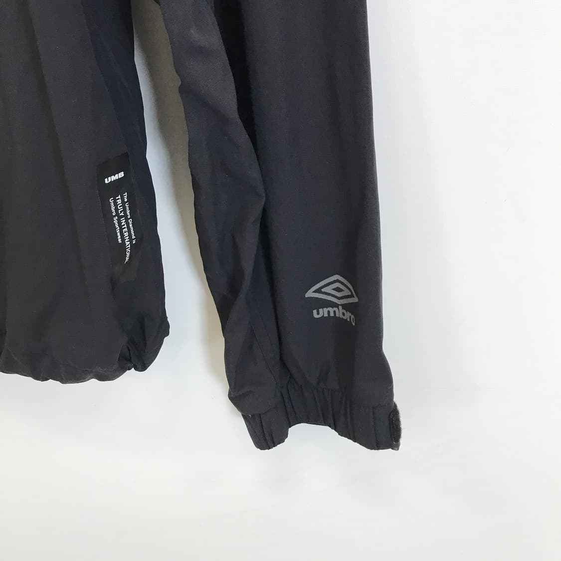 엄브로 UMBRO 스탠넥카라 코듀라 바람막이 [90] 상품이미지5