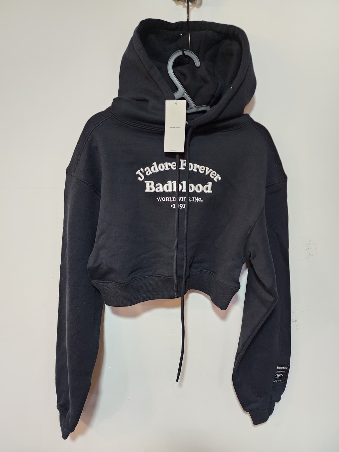 BADBLOOD 배드블러드  블랙 크롭 후드티 S 미사용 상품이미지1
