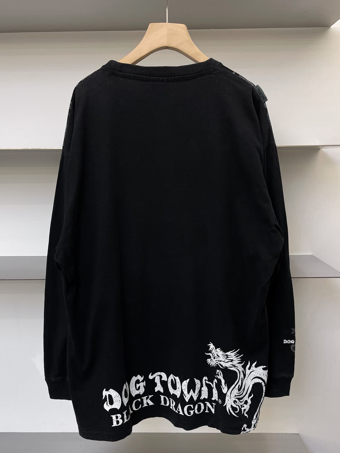 도그타운 90s 블랙 드래곤 메쉬 롱슬리브 상품이미지4