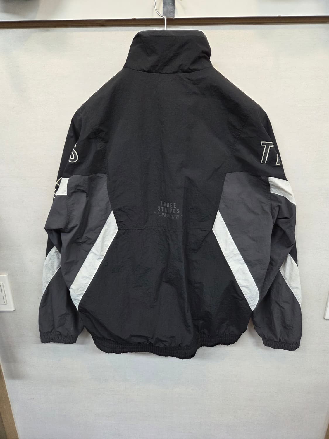 아디다스 워딩 우븐 투웨이 자켓 m 오버핏  상품이미지2